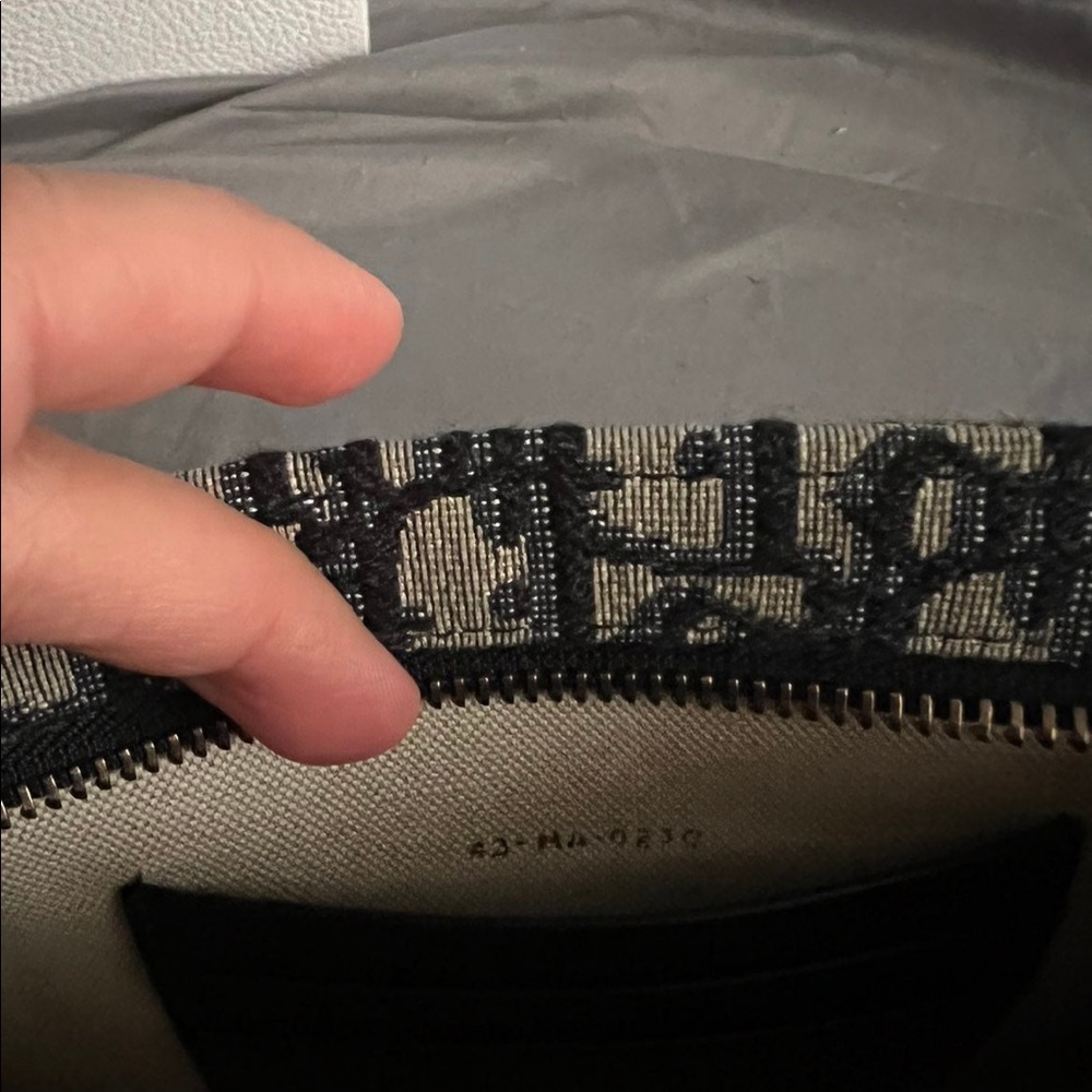 Dior pouch - Picture 5 of 10